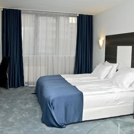 Hotel 4 Zona Sofia Extérieur photo