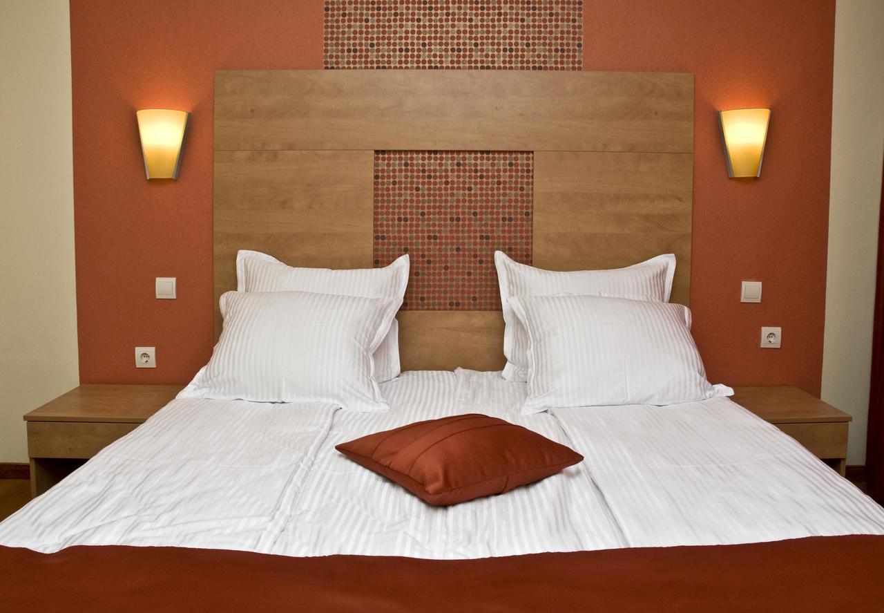 Hotel 4 Zona Sofia Extérieur photo
